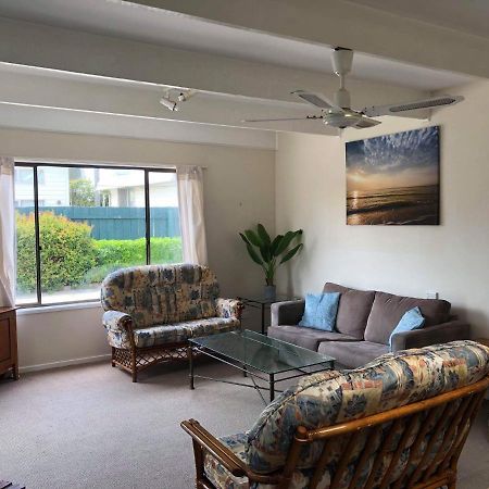 Lakes Jakaranda Holiday Units Lakes Entrance Dış mekan fotoğraf