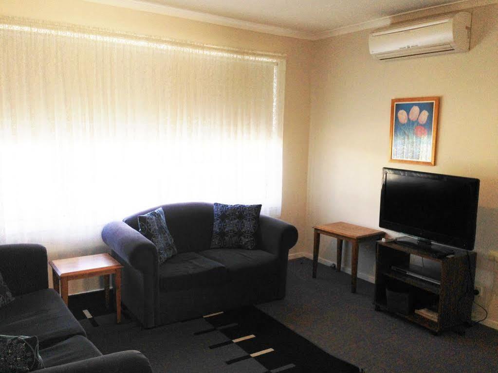 Lakes Jakaranda Holiday Units Lakes Entrance Dış mekan fotoğraf