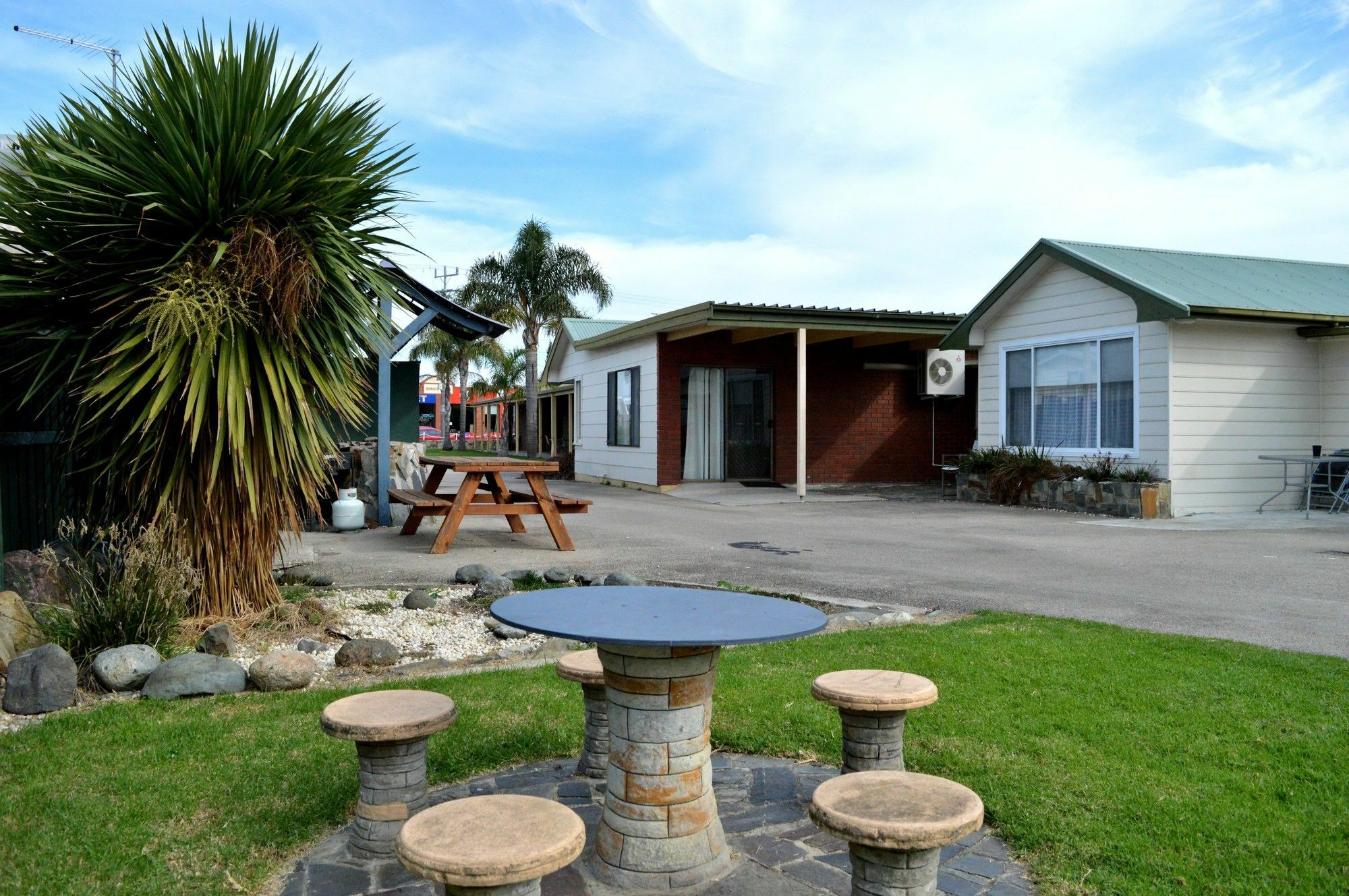 Lakes Jakaranda Holiday Units Lakes Entrance Dış mekan fotoğraf